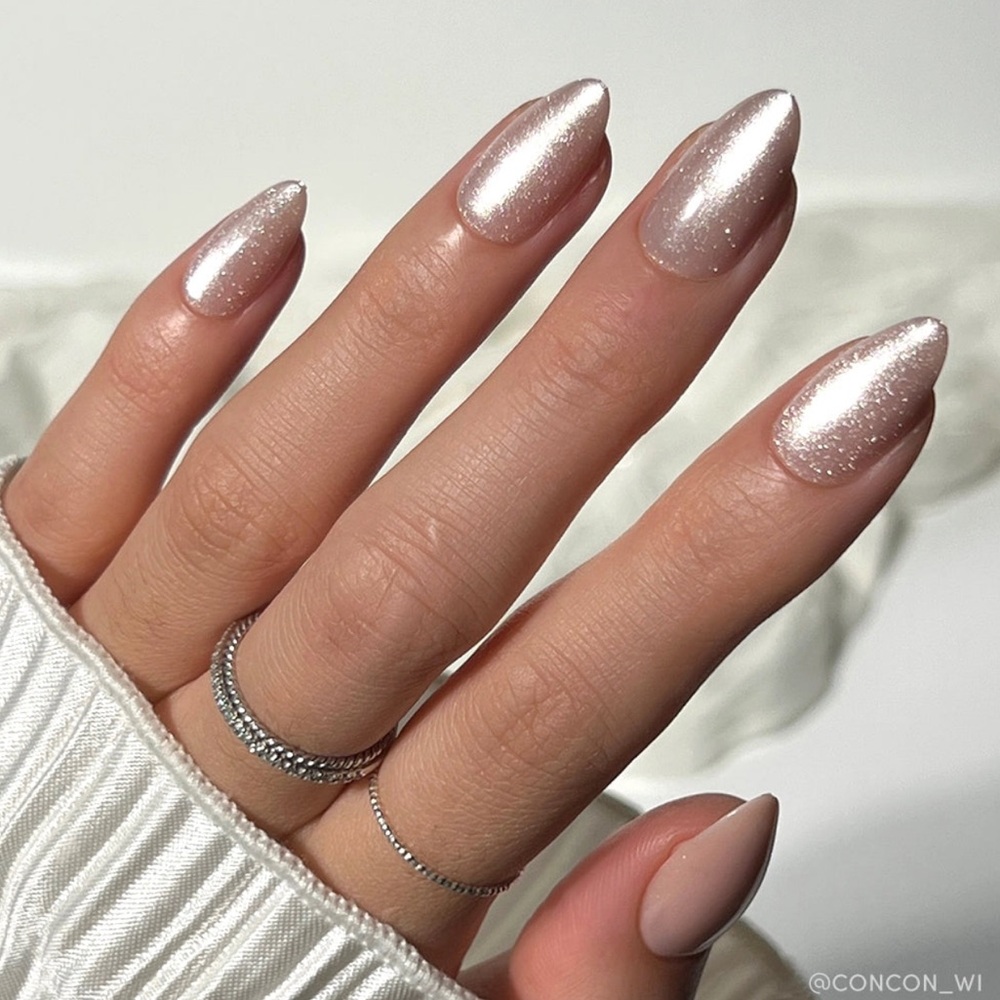 The Vow Press-On Nails